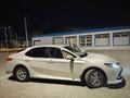 Toyota Camry 2020 года за 12 300 000 тг. в Атырау – фото 4
