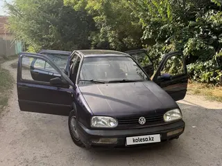 Volkswagen Golf, 1995