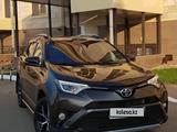 Toyota RAV4 2018 годаүшін10 300 000 тг. в Уральск