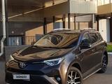 Toyota RAV4 2018 годаүшін10 300 000 тг. в Уральск – фото 3