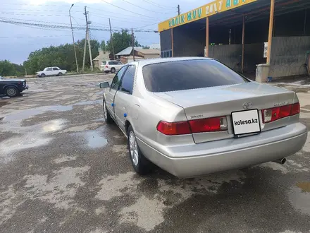 Toyota Camry 2001 года за 3 200 000 тг. в Шымкент – фото 3