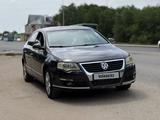 Volkswagen Passat 2005 года за 3 000 000 тг. в Уральск
