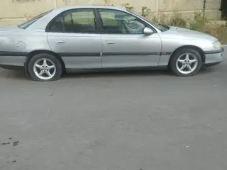 Opel Omega, 1996