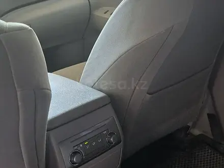 Toyota Highlander 2011 года за 7 500 000 тг. в Атырау – фото 14
