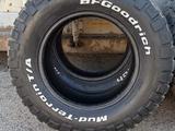 Шины BFGoodrich Mud Terrain T/A KM2 LT265/70 R17 за 220 000 тг. в Алматы – фото 3