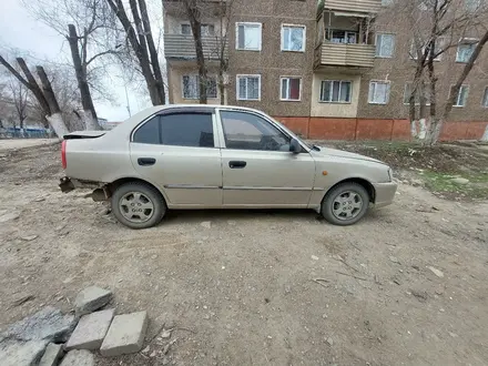 Hyundai Accent 2006 года за 1 000 000 тг. в Жезказган – фото 4