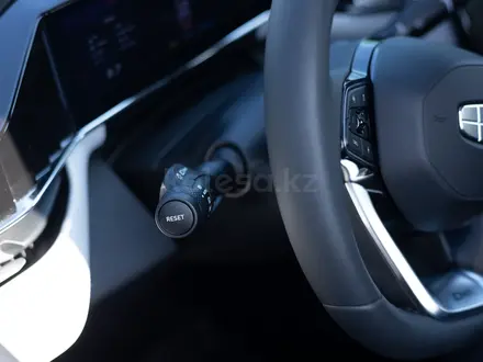 Geely Atlas Flagship 2025 года за 13 190 000 тг. в Сатпаев – фото 12