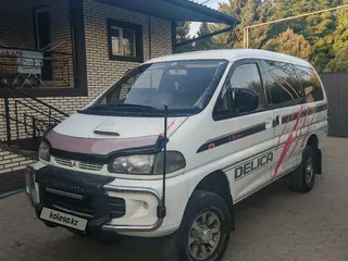 Mitsubishi Delica