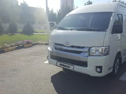 Toyota Hiace 2016 года за 16 400 000 тг. в Астана – фото 2