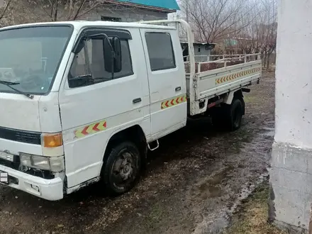 Isuzu 2004 года за 2 900 000 тг. в Есик – фото 2