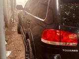Volkswagen Touareg 2005 года за 5 800 000 тг. в Алматы – фото 3