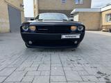 Dodge Challenger 2014 года за 8 000 000 тг. в Актобе – фото 2