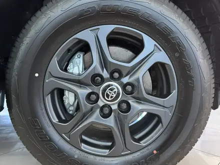 Toyota Land Cruiser GR Sport 2026 года за 67 480 000 тг. в Актобе – фото 7