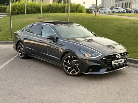 Hyundai Sonata 2021 года за 11 450 000 тг. в Шымкент – фото 4