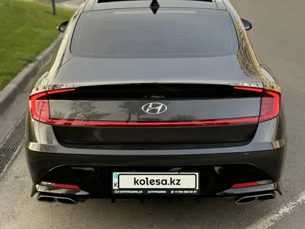 Hyundai Sonata 2021 года за 11 450 000 тг. в Шымкент – фото 2
