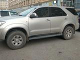 Toyota Fortuner 2010 годаfor10 500 000 тг. в Актау