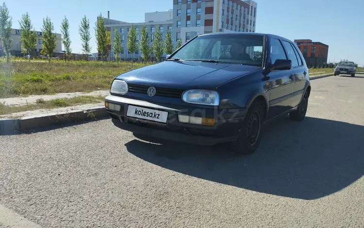 Volkswagen Golf 1994 года за 1 400 000 тг. в Астана