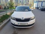 Skoda Rapid 2014 года за 3 200 000 тг. в Алматы