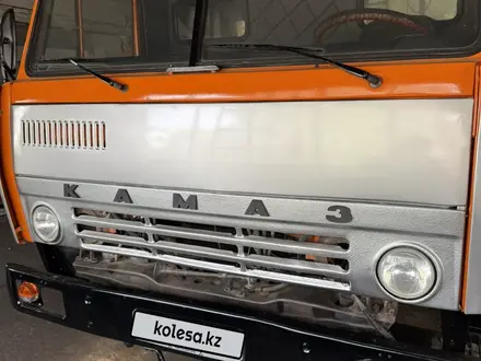 КамАЗ  5511 1988 года за 5 500 000 тг. в Павлодар