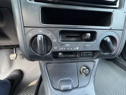 Toyota Carina E 1996 года за 3 500 000 тг. в Алматы – фото 18