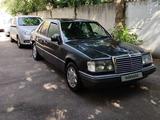 Mercedes-Benz E 220 1993 годаүшін1 800 000 тг. в Алматы – фото 3