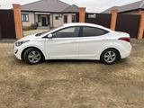 Hyundai Elantra 2014 года за 5 900 000 тг. в Атырау – фото 2