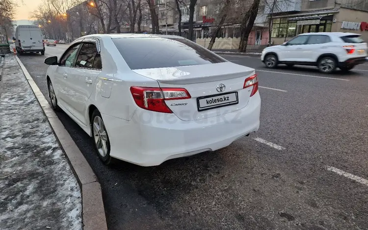 Toyota Camry 2014 года за 10 000 000 тг. в Алматы