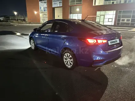 Hyundai Solaris 2017 года за 6 800 000 тг. в Астана – фото 18