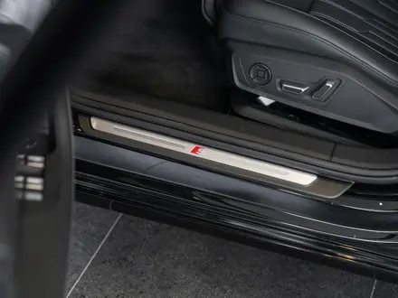 Audi A6 45 TFSI Quattro 2024 года за 37 700 000 тг. в Алматы – фото 39