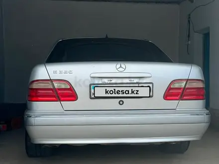 Mercedes-Benz E 320 1999 года за 5 000 000 тг. в Туркестан – фото 7