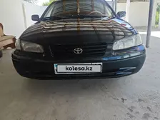 Toyota Camry, 1997
