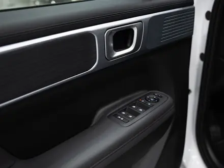 Hyundai Santa Fe High-Tech 2026 года за 20 090 000 тг. в Алматы – фото 18