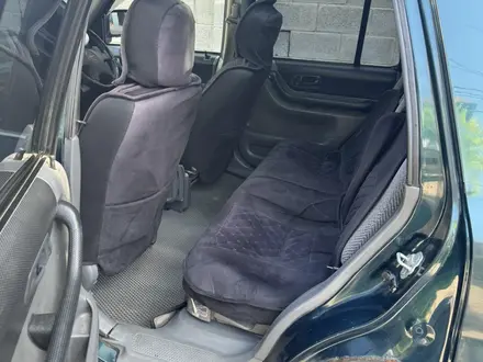 Honda CR-V 1996 года за 2 000 000 тг. в Алматы – фото 7
