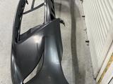 Передний бампер на Toyota Camry 55 за 10 000 тг. в Алматы – фото 3