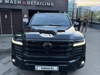 Toyota Land Cruiser 2022 года за 49 000 000 тг. в Атырау