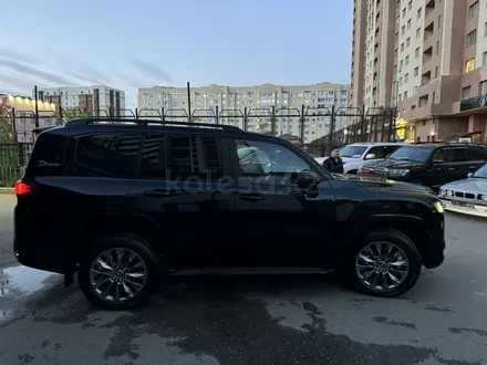 Toyota Land Cruiser 2022 года за 51 000 000 тг. в Атырау – фото 6