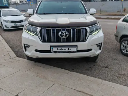 Toyota Land Cruiser Prado 2018 года за 28 500 000 тг. в Алматы – фото 2