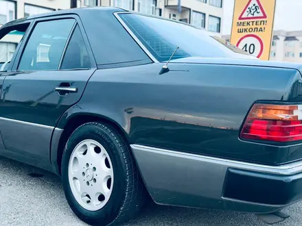 Mercedes-Benz E 280 1993 года за 2 000 000 тг. в Тараз – фото 11