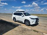 Lexus LX 570 2017 года за 43 000 000 тг. в Уральск