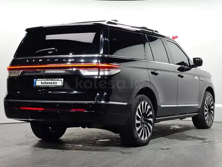 Lincoln Navigator 2023 года за 44 000 000 тг. в Астана – фото 3