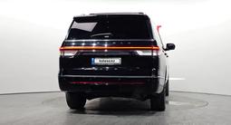 Lincoln Navigator 2023 годаүшін44 000 000 тг. в Астана – фото 2