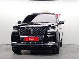 Lincoln Navigator 2023 года за 44 000 000 тг. в Астана