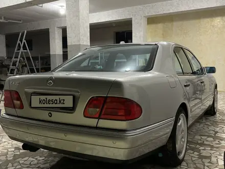 Mercedes-Benz E 430 1999 года за 5 600 000 тг. в Шымкент – фото 90