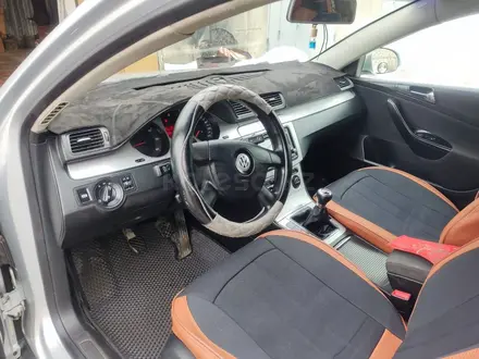 Volkswagen Passat 2010 года за 4 750 000 тг. в Костанай – фото 19
