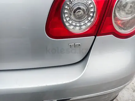 Volkswagen Passat 2010 года за 4 750 000 тг. в Костанай – фото 9