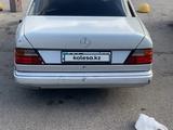 Mercedes-Benz E 300 1991 годаfor1 100 000 тг. в Алматы