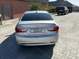 Hyundai Sonata 2011 годаүшін5 500 000 тг. в Атырау – фото 4