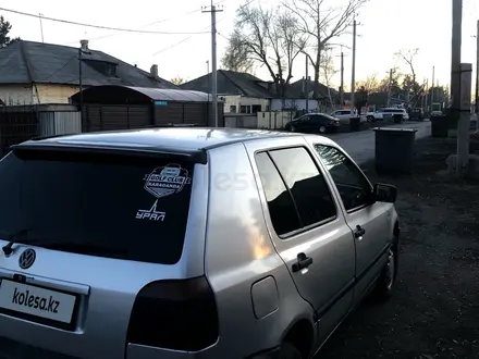 Volkswagen Golf 1995 года за 1 100 000 тг. в Караганда – фото 3