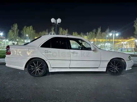 Mercedes-Benz C 280 1995 года за 2 100 000 тг. в Кызылорда – фото 4