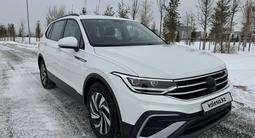 Volkswagen Tiguan 2022 годаfor12 200 000 тг. в Астана – фото 2